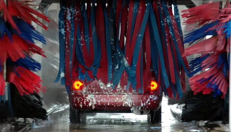 Les meilleurs fournisseurs d'équipements pour stations de lavage professionnelles : voitures, camions, poids lourds et rouleaux de lavage